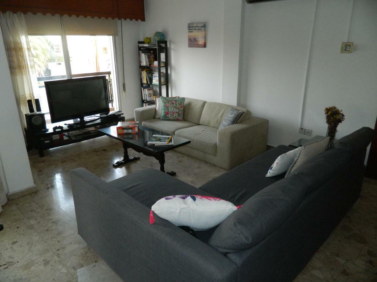 Villa Family Nest In The Heart Of Limisso Esterno foto